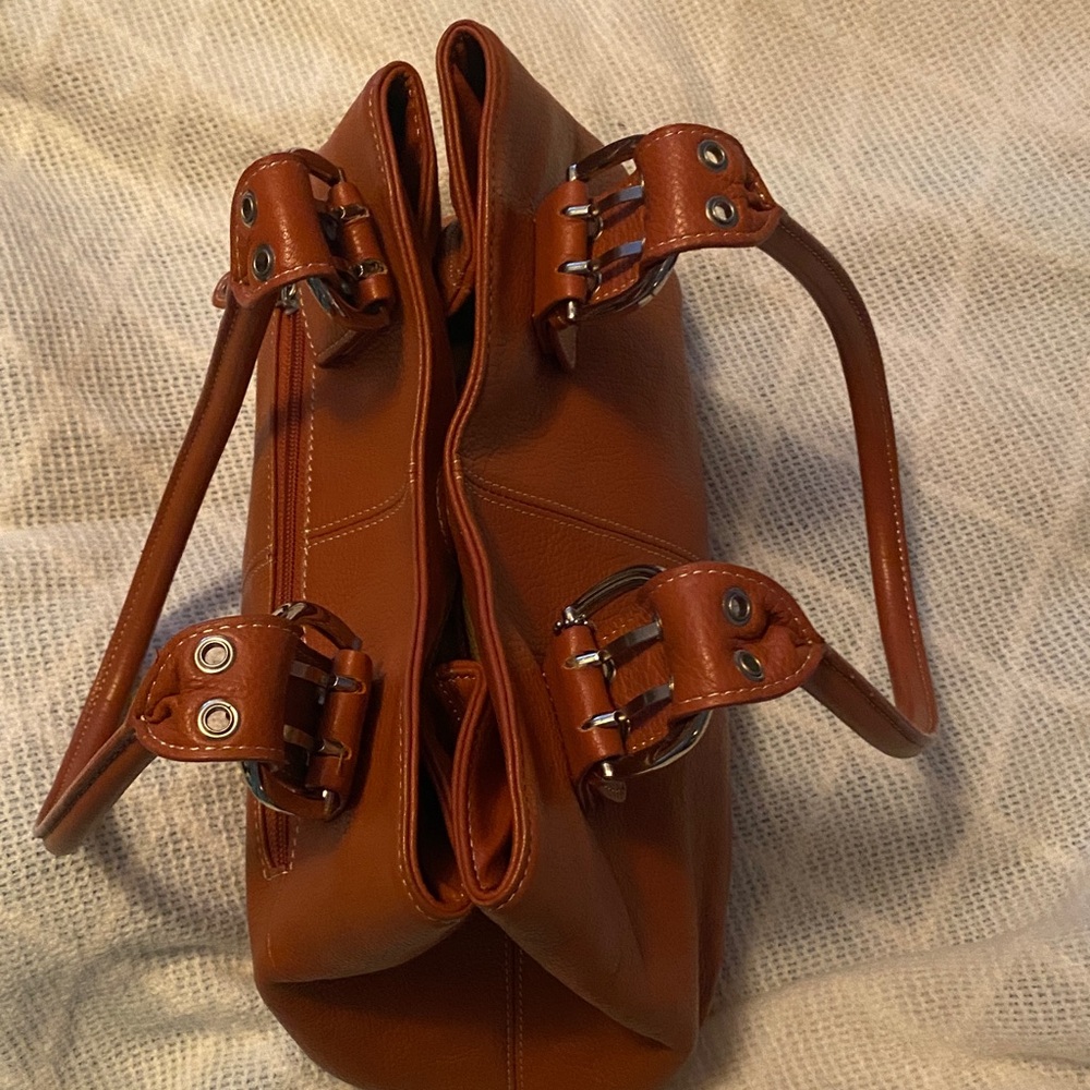 NEW set Tignanello  Brown Italian Leather Shoulder/Tote and matching wallet set. - Picture 6 of 13